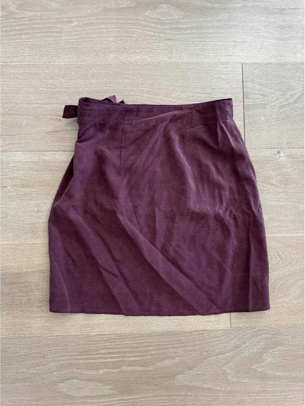 Express 100% silk mini skirt